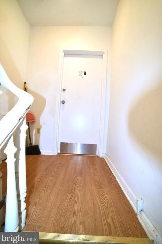 1410 6 St, Philadelphia PA 19147-5841 exterior