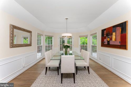 7726 Laurel Leaf Dr, Rockville MD 20854-1768 exterior