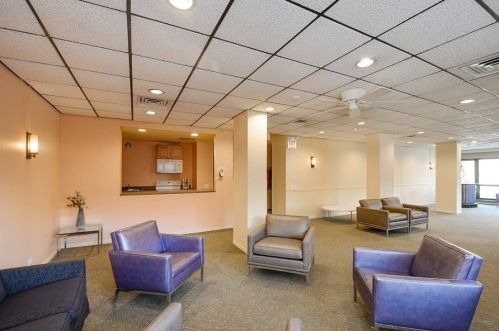 899 Plymouth Ct, Chicago IL 60605-2058 exterior