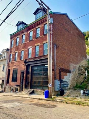 836 Concord St, Pittsburgh PA  15212-4264 exterior