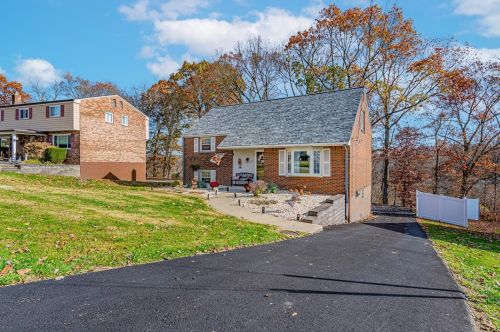 128 Paree Dr, Pittsburgh PA  15239-2424 exterior