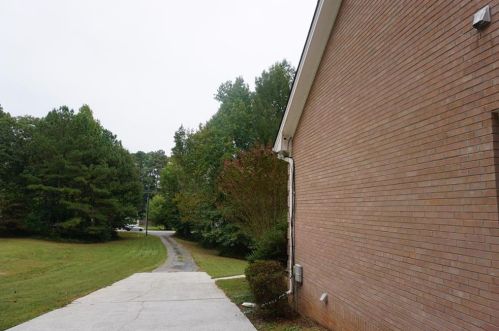 3515 Lenora Church Rd, Lithonia GA 30039-4809 exterior