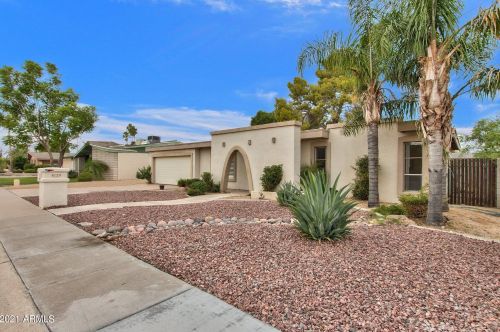 4120 Alan Ln, Phoenix AZ 85028-4114 exterior