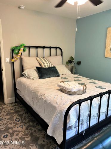 13046 37 Ave, Phoenix AZ 85053-7610 exterior