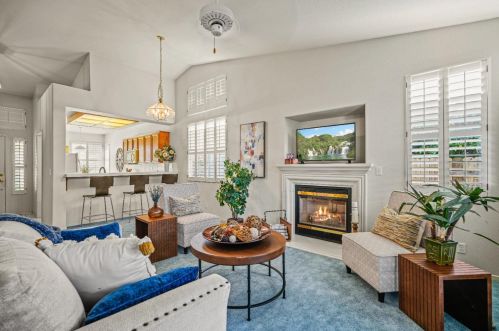 109 Mcnamee Dr, Folsom, CA 95630-3292