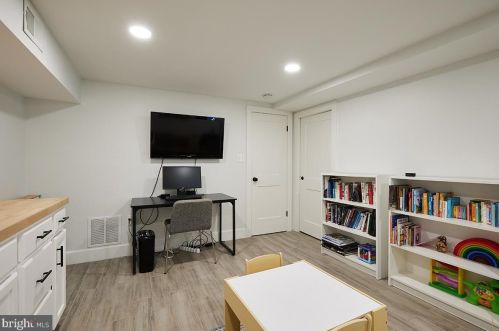 423 19 St, Washington DC 20002-4701 exterior