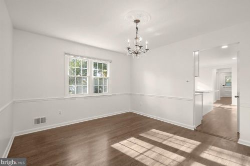 1721 Arbor View Rd, Silver Spring MD 20902-1410 exterior