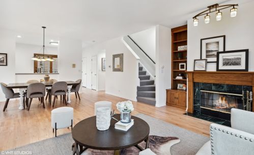 1774 Ainslie St, Chicago IL 60630-2018 exterior