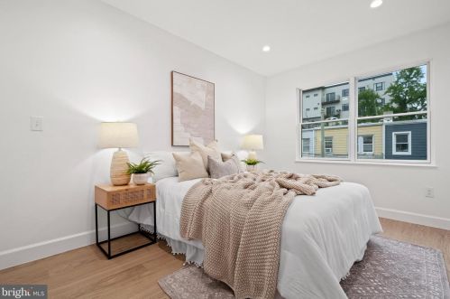 1108 4 St, Washington DC 20002-3410 exterior