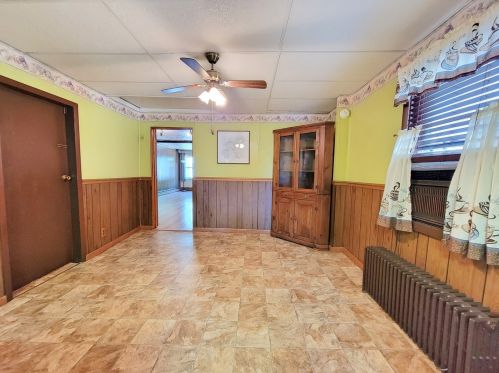 829 34 St, Chicago IL 60608-6703 exterior