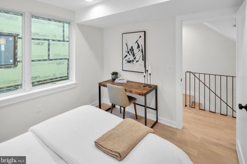 959 Marshall St, Philadelphia PA 19122 exterior