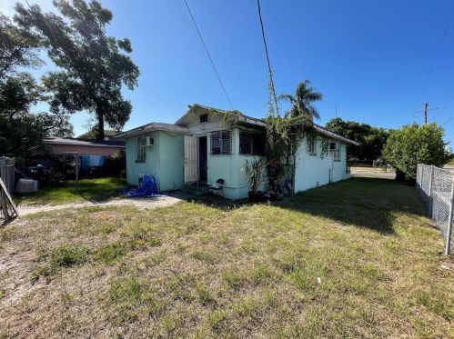 702 Floribraska Ave, Tampa, FL 33603-6012