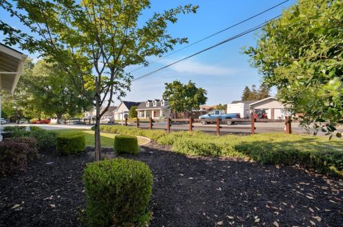 4924 Laurel Dr, Concord CA  94521-1446 exterior