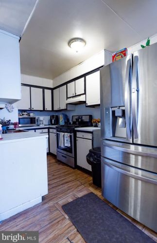 1903 30 St, Philadelphia PA 19121-1818 exterior