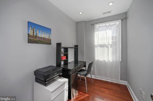 1783 Lyman Pl, Washington DC 20002-3007 exterior