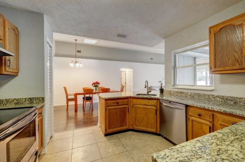 1011 Alexandria Ave, Fort Pierce FL 34953-3401 exterior