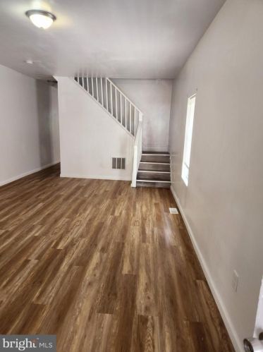 1351 Princess Ave, Camden NJ 08103-2910 exterior