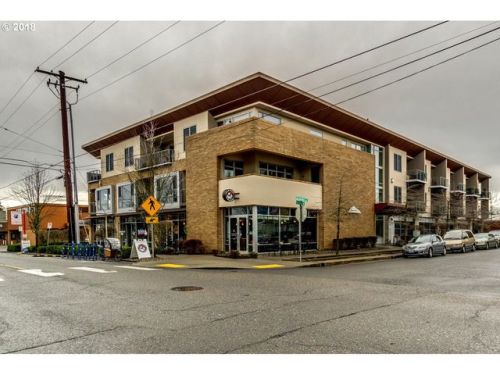 3525 50th Ave, Portland OR  97206-3021 exterior