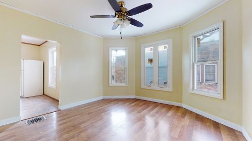 707 Mcalister Ave, Waukegan IL 60085-7452 exterior