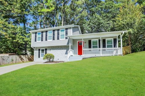 5510 Timor Trl, Lithonia GA  30038-2888 exterior