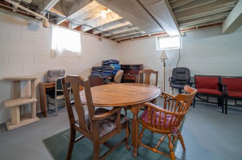 2804 Morris Thomas Rd, Duluth MN 55811-2818 exterior