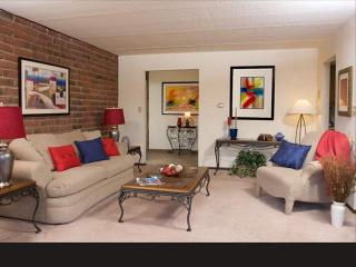 1010 Stonecliffe Dr, Monroeville PA  15146-3203 exterior