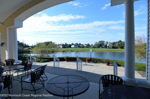 2 Arcadia Dr, Lakehurst NJ 08759-6160 exterior