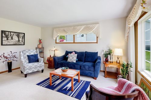 4531 113th St, Milwaukee, WI 53228-2564