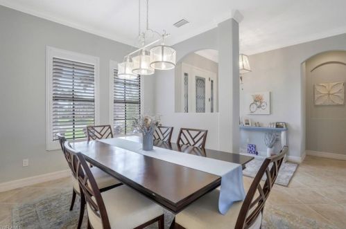 10153 Biscayne Bay Ln, Naples FL 34120-3732 exterior