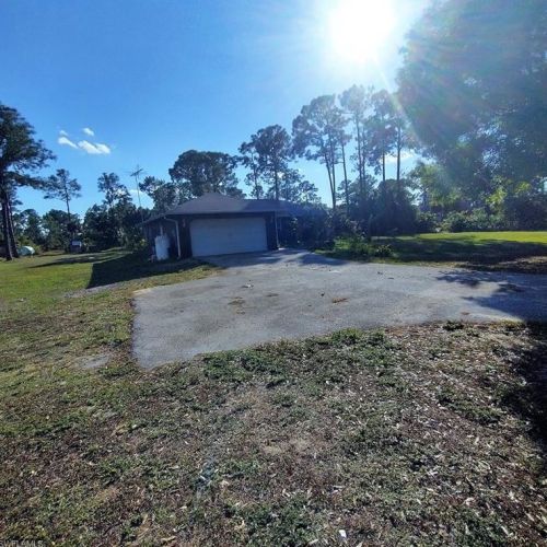 2770 10th Ave, Naples, FL 34120-4980