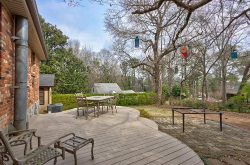 2476 Jefferson Ter, Atlanta GA  30344-2743 exterior