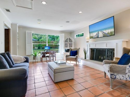 4100 Cat Holw Dr, Austin TX exterior