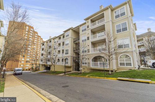 4550 Strutfield Ln, Alexandria VA 22311-4965 exterior