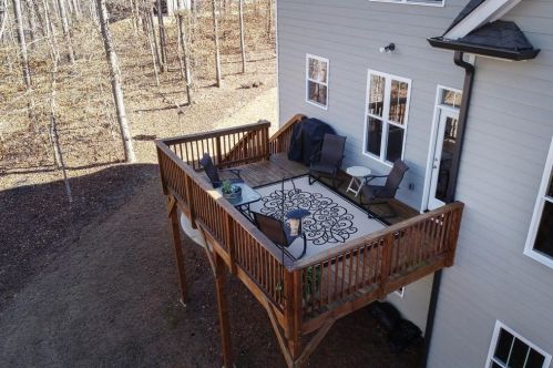 4648 Ridge Gate Dr, Gainesville GA 30506-4678 exterior