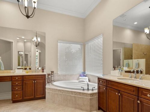 18091 Lagos Way, Naples FL 34110-2765 exterior