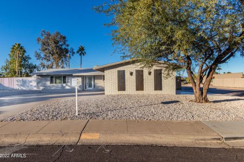 9630 34th Pl, Phoenix, AZ 85028-4927