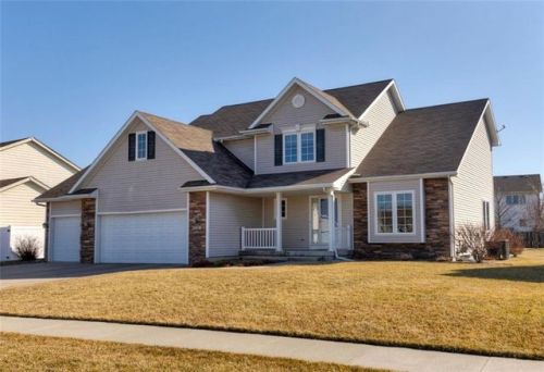 2521 159th St, Des Moines, IA 50325-4667