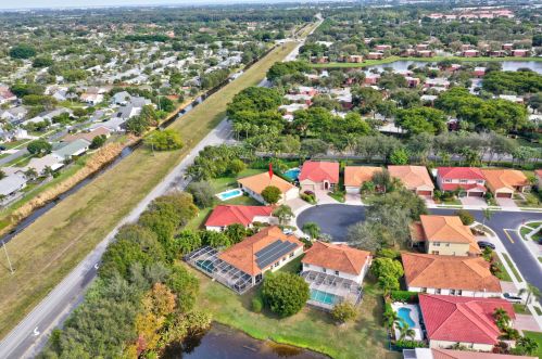 1426 Magliano Dr, Boynton Beach FL 33436-1109 exterior