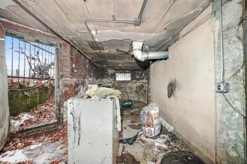 1918 Kedzie Ave, Chicago IL 60805-1646 exterior