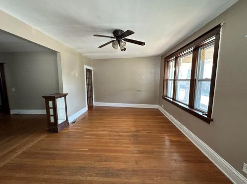 5539 Gilmore Ave, Saint Louis, MO 63120-2407