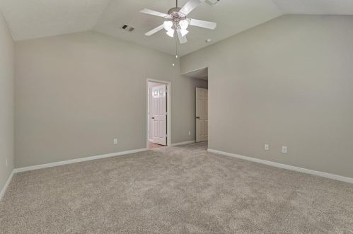 12222 Hawthorne Dr, Montgomery TX 77356-5449 exterior