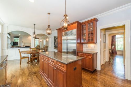 209 Lafayette Ave, Chatham Township NJ 07928-1864 exterior