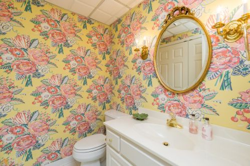 7710 Dunvegan Close, Atlanta GA 30350-5504 exterior