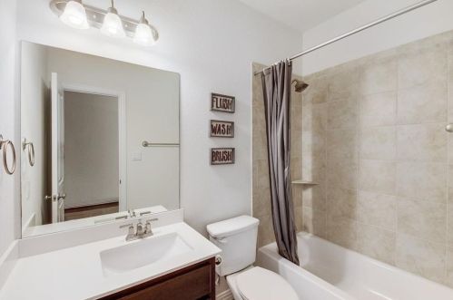 897 Catalina Ln, Austin TX 78737-4715 exterior