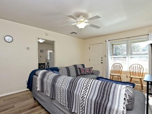 1818 Ashby Ave, Austin TX  78704-2818 exterior