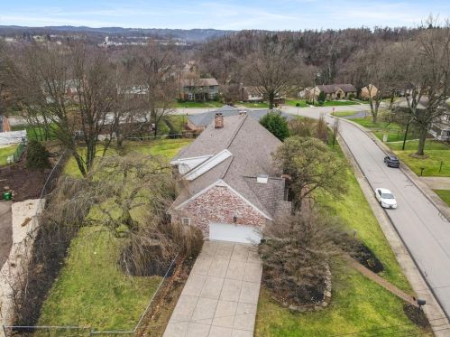 213 Harwick Dr, Pittsburgh PA  15235-5331 exterior