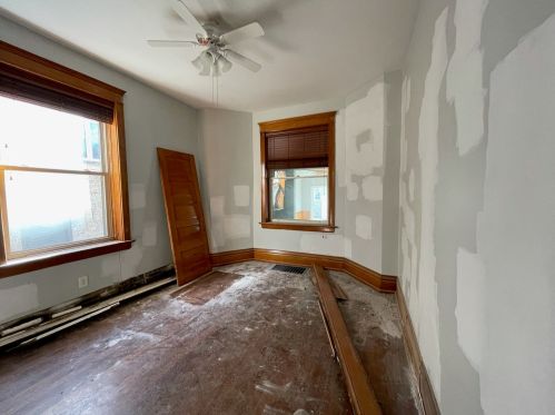 6320 Paulina St, Chicago IL 60660-1111 exterior