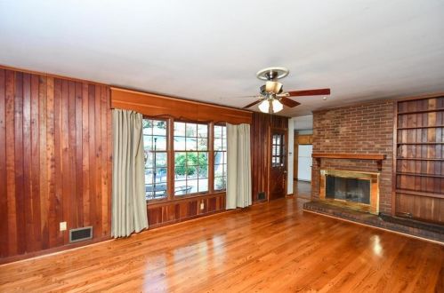 1179 Springdale Rd, Gainesville GA 30501-2443 exterior