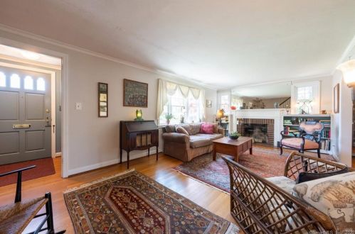 648 Park Rd, Hartford CT 06119-1749 exterior