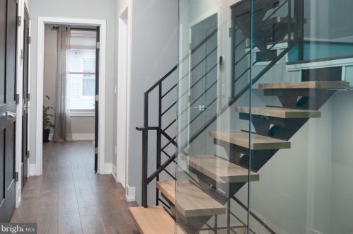 1313 29 St, Philadelphia PA 19121-4503 exterior